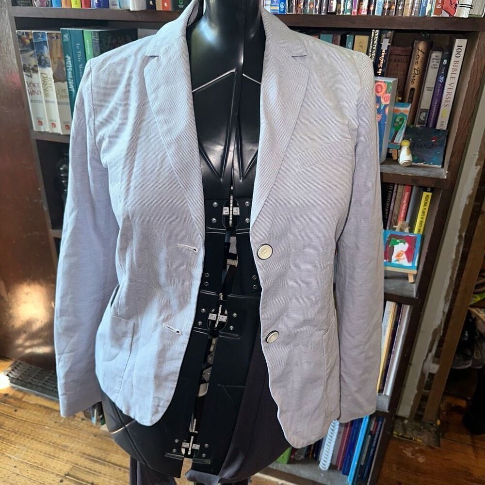 Gap blue pinstripe size 6 preppy professor Academy blazer